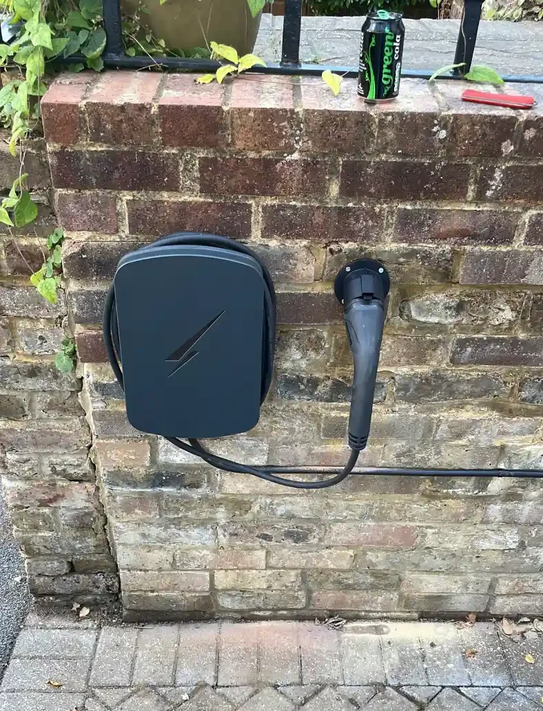 F76E72FB-2B68-462D-AECC-CDE5F6DDA62B